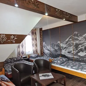 https://pensjonat-u-moniki-i-daniela.zakopanehotels.org
