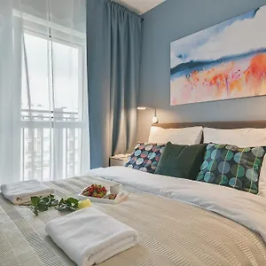 https://okecie-airport-studio-bakalarska-2-po-serviced-apartments.warsawhotelspoland.com